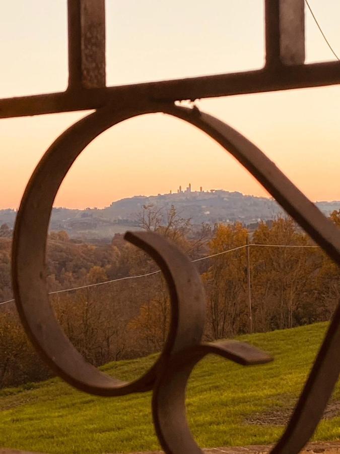 Tognazzi Casa Vacanze - La Collina Di San Gimignano Bagian luar foto